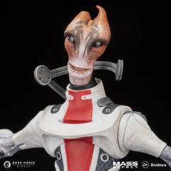 Mordin Solus 9" Statue