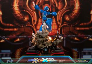 X 17" Statue (Final Weapon / exclusive)