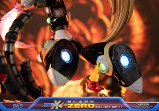 Zero 17" Statue (black / exclusive)