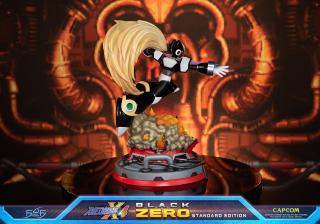 Zero 17" Statue (black)