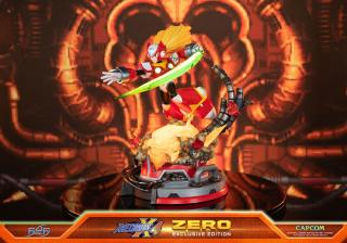 Zero 17" Statue (red / exclusive)