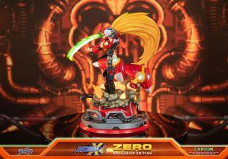 Zero 17" Statue (red / exclusive)