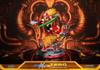 Zero 17" Statue (red)