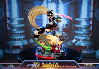 Zero 18.3" Statue (black / definitive)