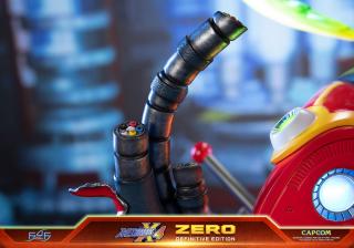 Zero 18.3" Statue (red / definitive)