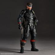 Amazing Yamaguchi Revoltech Naked Snake 6" Figure (Sneaking Suit Ver)