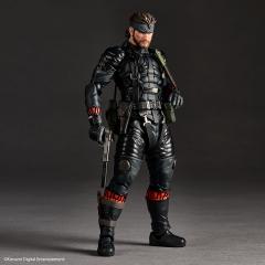 Amazing Yamaguchi Revoltech Naked Snake 6" Figure (Sneaking Suit Ver)