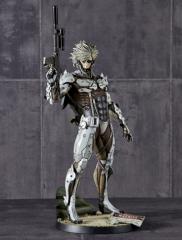 Raiden White Armor 1/6 Scale Statue (exclusive)