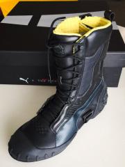Sneaking Boots