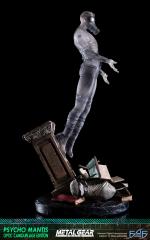Psycho Mantis Statue (Optic Camouflage)