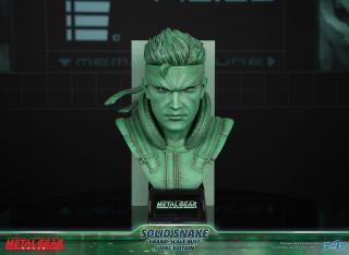 Solid Snake Grand-Scale Bust (codec)