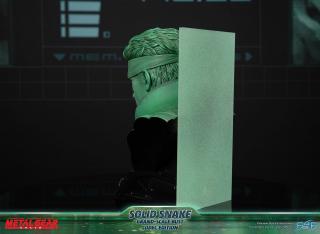 Solid Snake Grand-Scale Bust (codec)