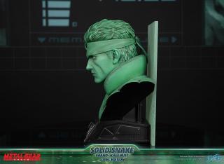 Solid Snake Grand-Scale Bust (codec)