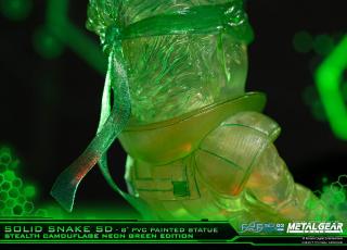 Solid Snake SD (camouflage neon green)