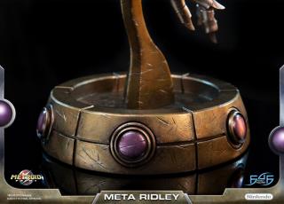 Meta Ridley Statue