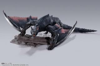 S.H. MonsterArts Nargacuga 11.8" Figure