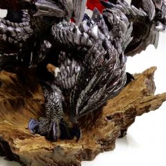 Valphalk 9" Statue (Rage Mode)