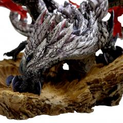 Valphalk 9" Statue