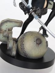 YoRHa 2B (exclusive)