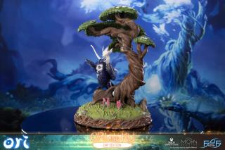 Ori & Ku 15.3" Statue (day)