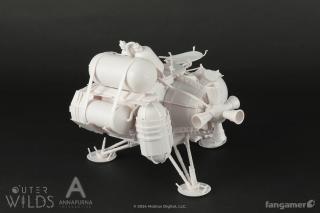 Hearthian Lander 1/58 Scale Model Kit