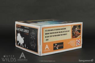 Hearthian Lander 1/58 Scale Model Kit