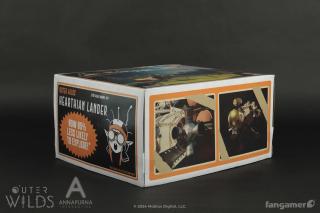 Hearthian Lander 1/58 Scale Model Kit