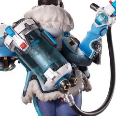Mei 11" Premium Statue