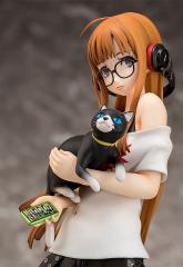 Futaba Sakura 8.6" Statue