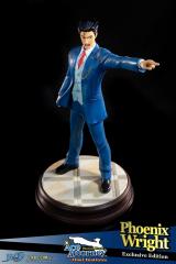 Phoenix Wright Statue (exclusive)