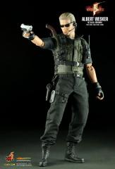 Albert Wesker 1/6 Scale Figure (S.T.A.R.S.)