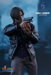 Leon S. Kennedy RE6 1/6 Scale Figure