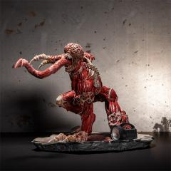 Licker 6.5" Statue