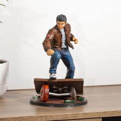Ryo Hazuki 10" Statue
