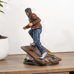 Ryo Hazuki 10" Statue