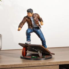 Ryo Hazuki 10" Statue