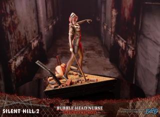 Bubble Head Nurse 13.7" Statue (definitive)