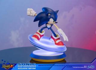 Sonic 9.6" Statue (exclusive)