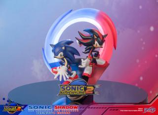 Sonic & Shadow 14.2" Statue (definitive)