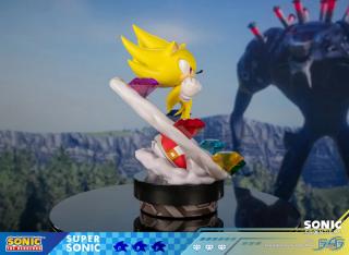 Super Sonic 17.7" Statue