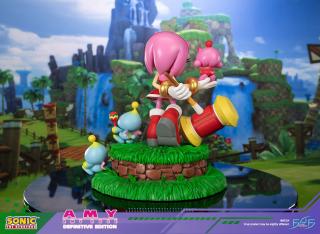 Amy 14" Statue (definitive)