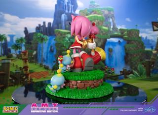 Amy 14" Statue (definitive)