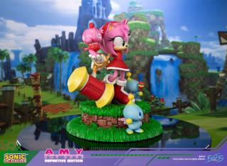 Amy 14" Statue (definitive)