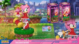 Amy 14" Statue (exclusive)