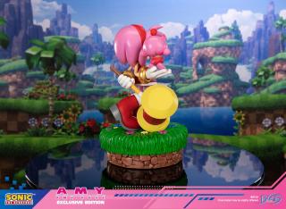 Amy 14" Statue (exclusive)
