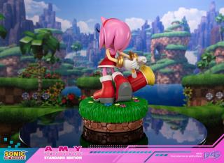 Amy 14" Statue