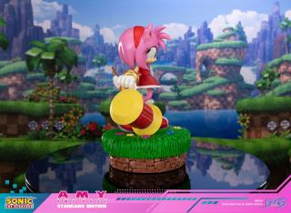 Amy 14" Statue