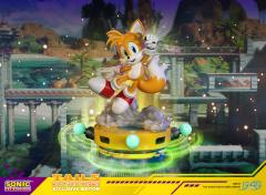 Tails 14" Statue (exclusive)