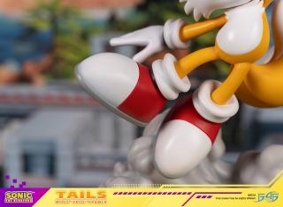 Tails 14" Statue