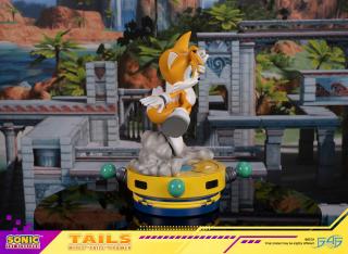 Tails 14" Statue
